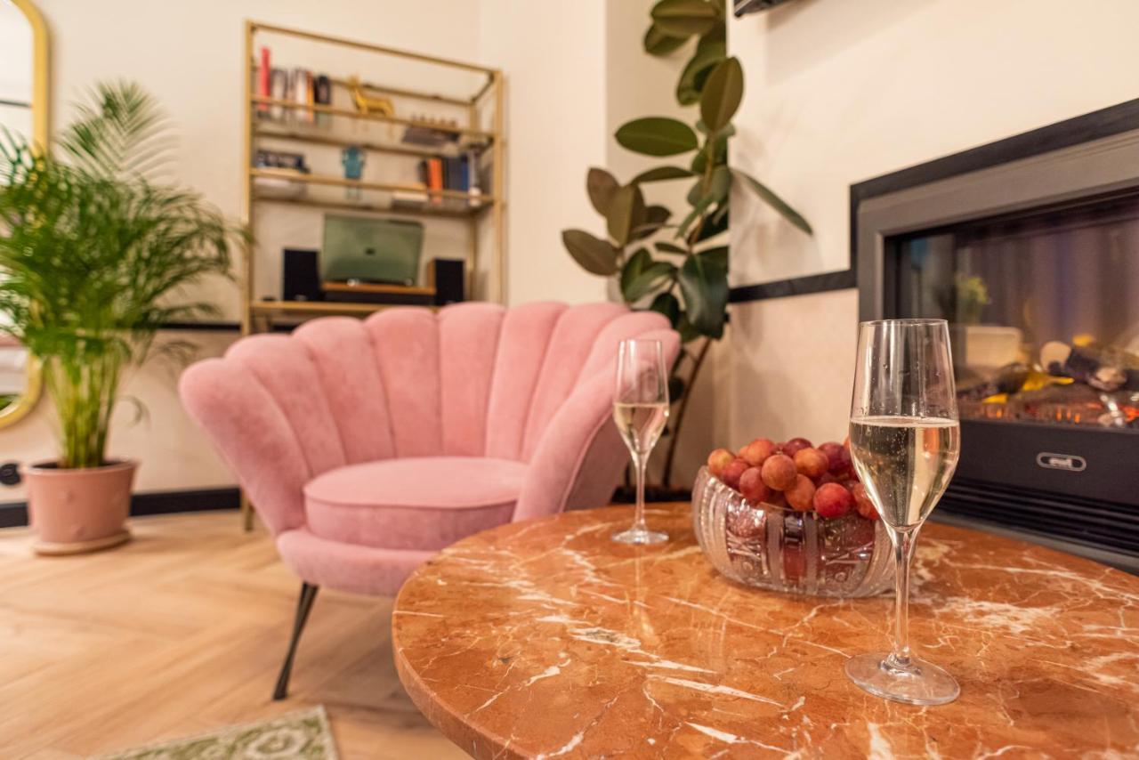 Sleepwell Boutique Apartments Warsaw Ngoại thất bức ảnh